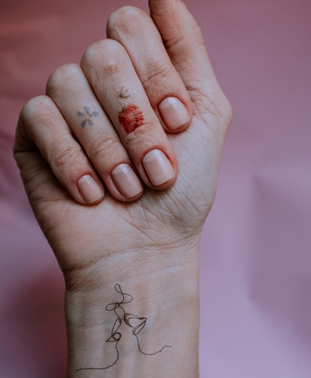 Tatuajes en las manos
